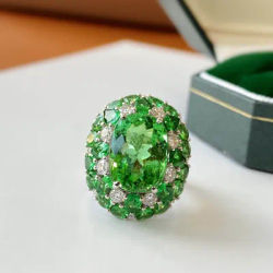 Bagues de mariage ovales en pierre verte pour femmes, Micro pavé brillant CZ Noble, bague de fête de fiançailles, bijoux à la mode, nouvelle collection