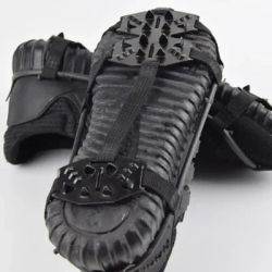 Couvre-chaussures antidérapants pour hommes et femmes 1 paire de chaussures à 24 goujons pour