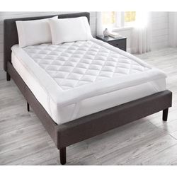 Fiber Bed with Anchor Bands by BrylaneHome in White (Size QUEEN)