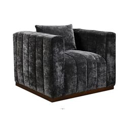 "Upton Lounge Chair in Prism Black with 1 Toss Pillows - MOTI "