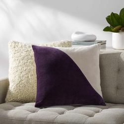 Lamis 20" Square Modern Cotton Plum/Peach Lumbar Pillow - Boutique Rugs
