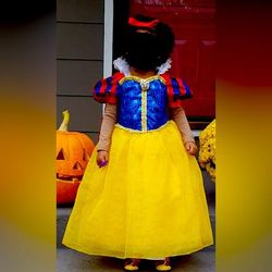 Disney Costumes | Girls Disney Store Snow White Dress Size 5/6 | Color: White | Size: 5/6