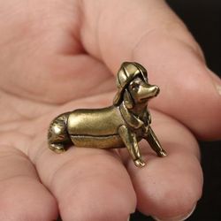 1pc Creative Dachshund Solid Copper Ornament, Cute Puppy Tea Pet Office Desktop Ornament, Home Decor