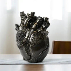 Unique Heart Vase Technology Resin Flower Container Pots Body Sculpture Desktop Home Decoration