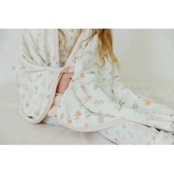Copper Pearl 3-Layer Stretchy Quilt - Mabel