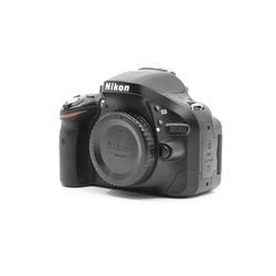 Used Nikon D5200