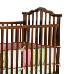 Delta Wyndham 3 in 1 Convertible Crib in Cherry