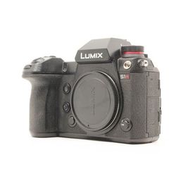 Used Panasonic Lumix Dc-S1R