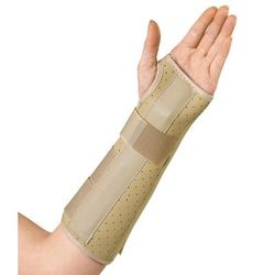 Medline Vinyl Wrist and Forearm Splint, Left, Size XS, 10", 1 EA (ORT18100LXS)
