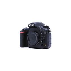 Used Nikon D750