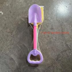 TEMU 2pcs Beach Sand Shovel, Random Patterns, Suitable For Outdoor Play And Sandbox Fun, Suitable For All Ages