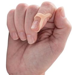 Oval-8 Finger Splint Adult Size 6 Pull-On Right Hand Beige (1015249_EA)