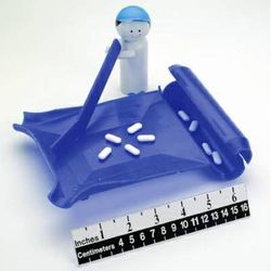 Ambidextrous Pill Counter 7-3/4 X 6-1/4 X 1-1/2 Inch, Polyethylene, With Spatula (626920_EA)