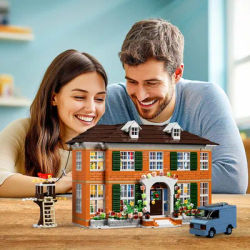 Kevin Home Building Blocks Set, Ideal House Bricks, Holiday Creative Construction Kit Chrictmas Gift for Movie Fans(1138 Pcs)