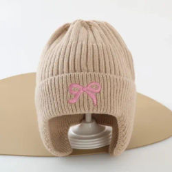 Nouveau bonnet de pull tricoté chaud coupe-vent Protection des oreilles chapeau nœud broderie bonnet résistant au froid chapeau Sports de plein air