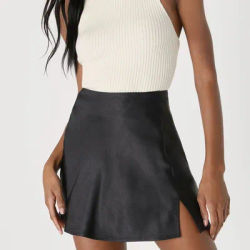 Mini jupe de luxe en Satin à fente haute, extensible, taille haute, ligne A, avec ourlet brut, tendance Y2K, enveloppe brillante pour femmes, moulante