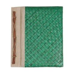 'Artisan Hand-woven Pandan Leaf Journal in Green from Bali'