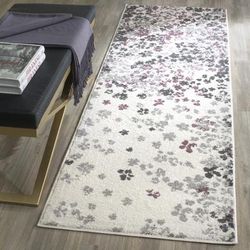 "Adirondack Collection 5'-1" X 7'-6" Rug in Ivory And Silver - Safavieh ADR113B-5"