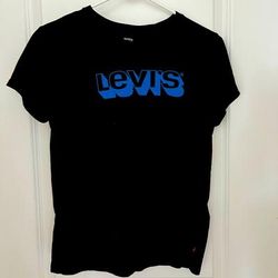 Levi's Tops | Levi’s Short-Sleeved Logo Tee | Color: Black | Size: S
