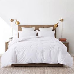 Button Stitch Down Comforter by St. James Home in White (Size KING)
