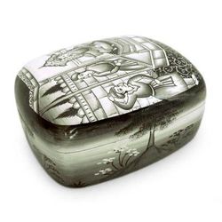Paper mache decorative box, 'The Emperor's Audience'