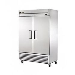 True TS-49F-FLX-HC 54" 2 Section Commercial Combo Refrigerator Freezer - (2) Left/Right Hinge Solid Door, Bottom Compressor, 115v, Silver