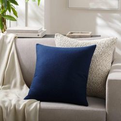 Meabh 22" Square Modern Wool Navy Throw Pillow - Boutique Rugs