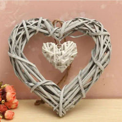 New Chic Cuori appesi in vimini Grigio Bianco Ghirlande artificiali Cuore fai da te in vimini per la decorazione da appendere alla parete della festa di compleanno di nozze