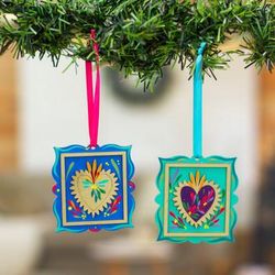 'Set of 2 Hand-Painted Classic Heart-Themed Wood Ornaments'