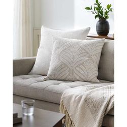 Vione 18" Square Traditional Beige/Off White Throw Pillow - Boutique Rugs