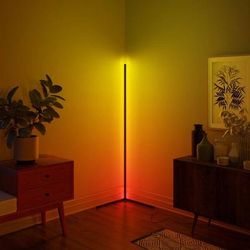 EP Light Corner Floor Lamp - Black - 1-PACK