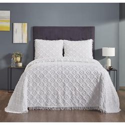 Charleston Collection 100% Cotton Geometric & Diamond Bedspread Set by Better Trends in White (Size KING)