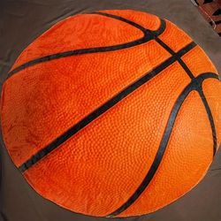 1pc Basketball Football Print Blanket, Funny Ball Flannel Round Blanket, Soft Warm Throw Blanket Nap Blanket For Couch Sofa Office Bed Camping Travel, Multi-purpose Gift Blanket For All Season