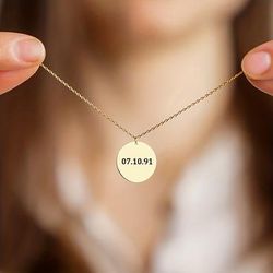 1pc Custom Name Necklace Stainless Steel Personalized Engraving Round Pendant Choker Jewelry For Couple Men, Best Gift