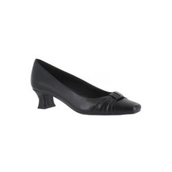 Women's Waive Pump by Easy Street® in Black (Size 5 1/2 M)
