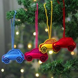 'Car-Shaped Rayon Embroidered 4-Piece Wool Felt Ornament Set'