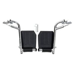 Medline Black Swing-Away Footrest for Excel 2000 Wheelchair, 2/PR (WCA806965HCMP)
