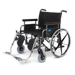 Medline Shuttle Extra-Wide Bariatric Wheelchair with Removable Desk Length Arms and Elevating Legrests, 28", 1 EA (MDS809850)