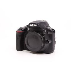 Used Nikon D3400