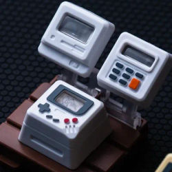 K-04 3-in-1 Retro Transparent Keycap Set for Mechanical Keyboards, Cute Game Console Replacement Keycaps Creative Accessories