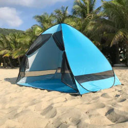 Mesh tent can be opened in 2 seconds to prevent mosquitoes and provide shade on the beach