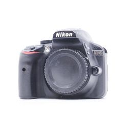 Used Nikon D3400