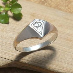 New Pyramid,'High-Polished Pyramid-Shaped Sterling Silver Signet Ring'