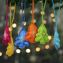 'Christmas Tree-Themed 6-Piece Multicolor Felt Ornament Set'
