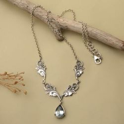 '6.5-Carat Blue Topaz Silver Pendant Necklace with Leaf Motif'