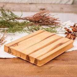 'Artisan-Made Large-Sized Striped Teak Wood Cutting Board'