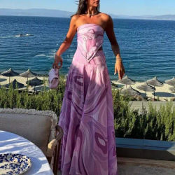 Ensemble jupe et haut sans bretelles imprimé style bohème pour femme – Haut tube irrégulier à lacets et jupe longue plissée – Tenue d'été chic pour la plage