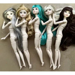 1/6 Classic Makeup Girl Doll Head Superwhite Female Collectible Doll Head Figure with Long Hair And 3D Eyes for Doll