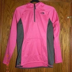 The North Face Shirts & Tops | Girl's North Face Bright Pink 1/4 Zip Pullover Top | Color: Pink | Size: Xlg