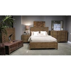 Townsend King-size Solid Wood Panel Bed in Java - Modus 8T06L7